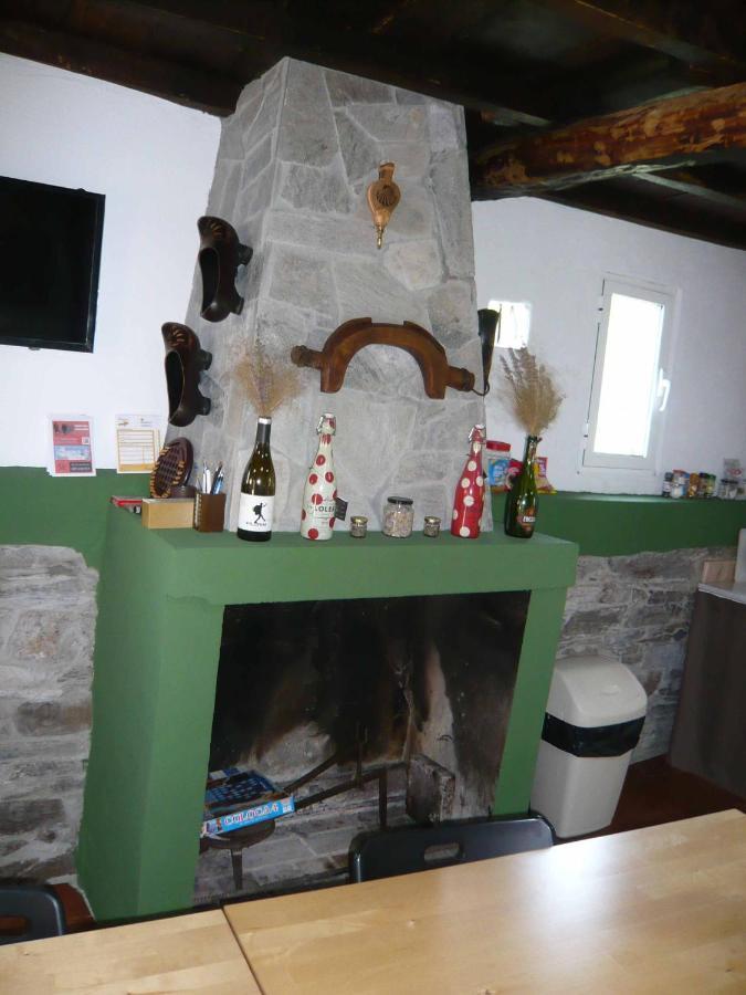 Albergue El Paso Vega de Valcarce Exteriör bild